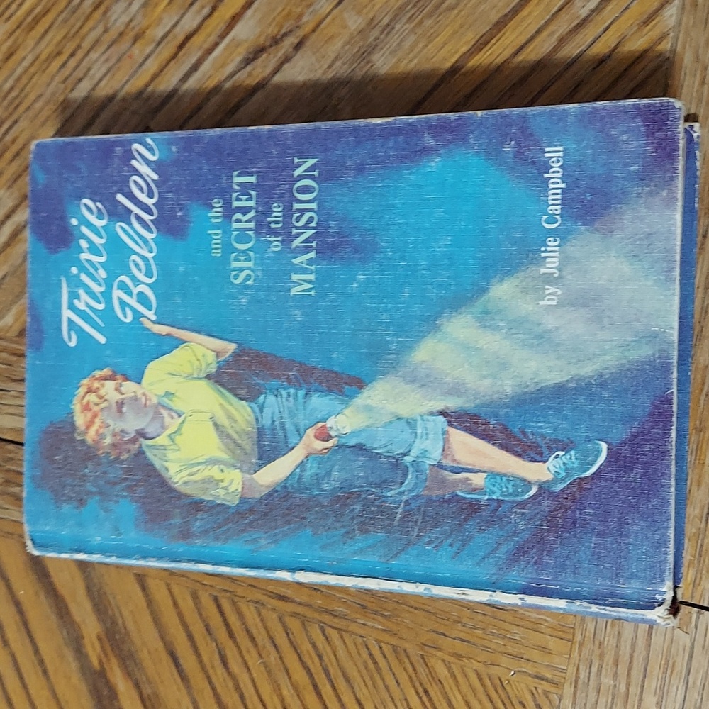 Trixie Belden and the Secret of the Mansion